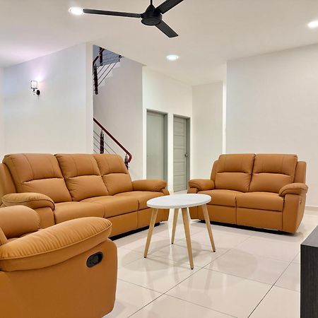 Langkawi Cozy Holiday Home At Taman Simfoni By Zervin Kuah Eksteriør billede